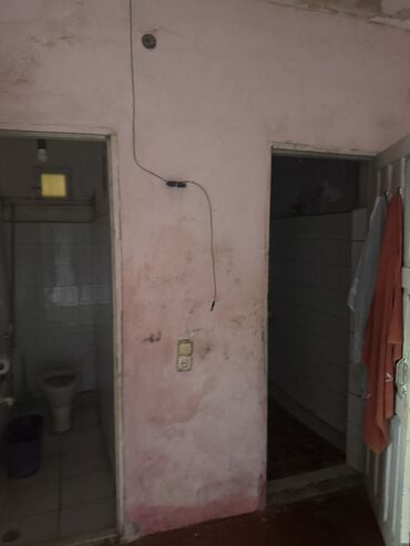 Həyət evləri və villaların satışı: Həyət evi – daş hasarlı, tam münbit həyət sahəsi - Geniş, daş — 7