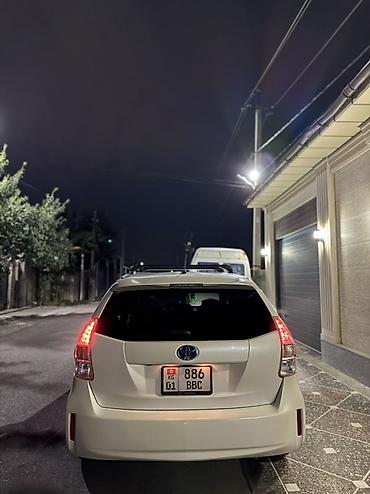 discovery 3: Toyota Prius: 2013 г., 1.8 л, Вариатор, Гибрид, Хэтчбэк — 7