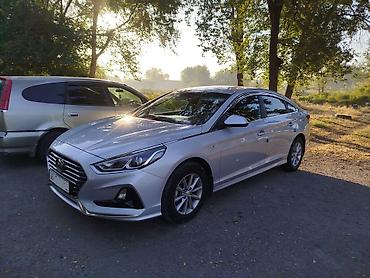 v klass: Hyundai Sonata: 2018 г., 2 л, Автомат, Газ, Седан — 1
