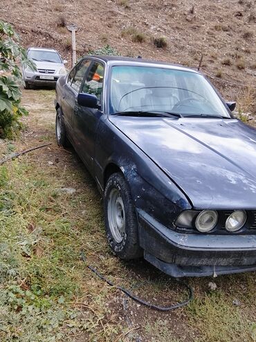 фары на е39: BMW 5 series: 1992 г., 2 л, Механика, Бензин, Седан