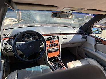 мерс электричка: Mercedes-Benz E-Class: 1998 г., 2.2 л, Автомат, Бензин, Универсал — 9