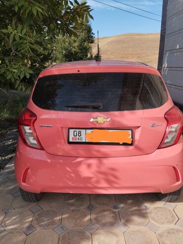 Chevrolet: Chevrolet Spark: 2017 г., 1 л, Вариатор, Бензин, Универсал