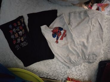 Paketi dečije odeće: Paket: Pantalone, Jakne, Košulje, Za dečake — 6