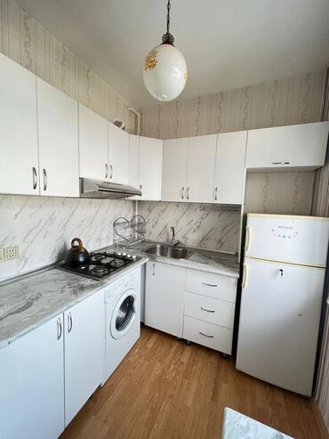 Uzunmüddətli kirayə mənzillər: Şəhərin prestij yerində yerləşir. Koroğlu Rəhimiv küçəsi ilə qalxanda — 9