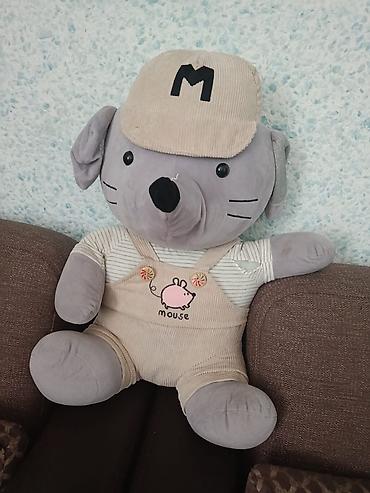 poni yumşaq oyuncaqlar: Böyük ölçülü plyuş oyuncağ—boz siçan fiqurlu. - Yumşaq, toxunuşa xoş — 1