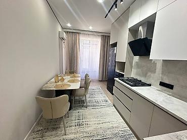 2 комнаты, 70 м², Асанбай мкр Элитка, 4 этаж, Дизайнерский ремонт