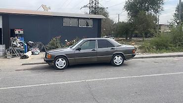mersedes w190: Mercedes-Benz 190: 1989 г., 2.3 л, Механика, Бензин, Седан — 2