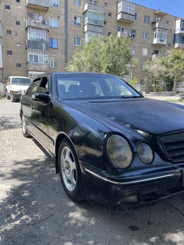 спринтер 2002: Mercedes-Benz E 200: 2000 г., 2 л, Механика, Газ, Седан