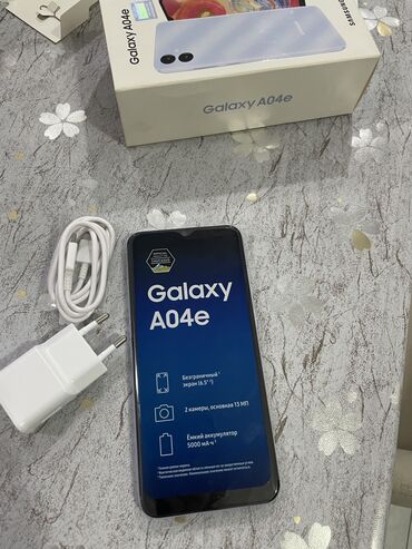 a 50 telefon: Samsung Galaxy A04e, 32 GB, rəng - Göy, Zəmanət, İki sim kartlı, Sənədlərlə