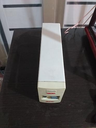 schneider: ИБП APC Back-UPS 500 (модель BK500I) - Мощность: 500 ВА (300 Вт) - — 4