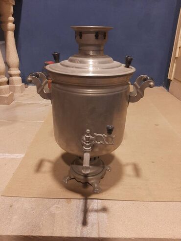 Tavalar: Tava, rəng - Gümüşü, Alüminium, SSRİ — 1