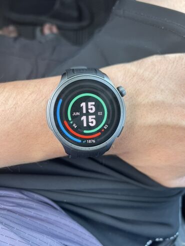 Другие смарт-часы: Amazfit balanc Умные часы с круглым экраном и черным ремешком. На