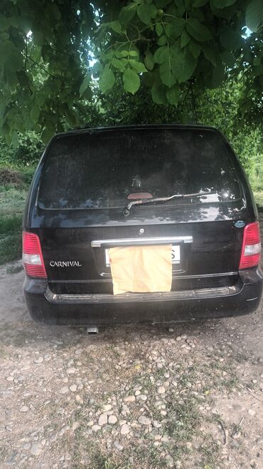Kia: Kia Carnival: 2003 г., 2.9 л, Механика, Дизель, Минивэн