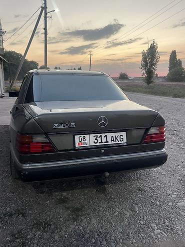 porter 4x4: Mercedes-Benz E-Class: 1992 г., 2.3 л, Седан — 5