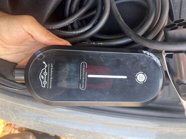 футбол настольный: Универсальное зарядное устройство для любых электромобилей, с