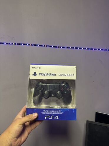 джойстик для: Беспроводной контроллер Sony PlayStation DualShock 4 в черном цвете