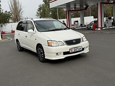 Toyota Gaia: 2001 г., 2 л, Автомат, Бензин, Минивэн