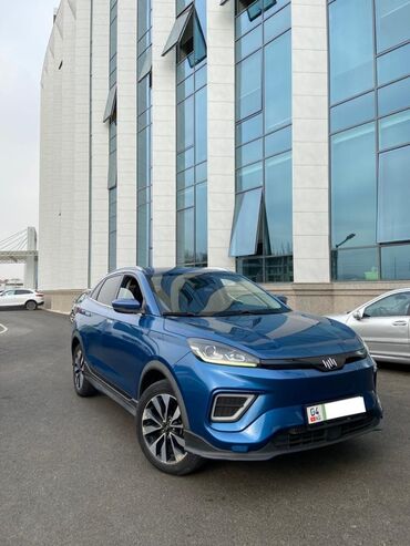 прикуриватель авто аккумулятора бишкек: Купе-кроссовер синего цвета с современным дизайном и выраженной