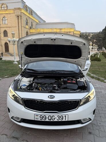 Kia: Taksiye Yararli Kredit yolu ile satilir İlkin odeniş en azi 3.000 azn — 9