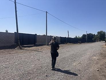 Ремонт и строительство: Продаю или меняю участок в селе Петровка . Участок 20 соток — 1