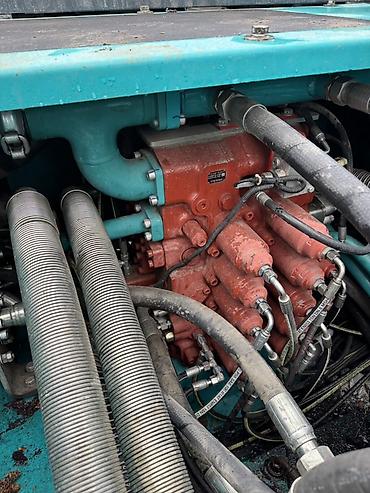 Экскаваторы: Экскаватор, Гусеничный — 9