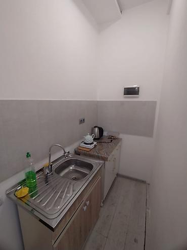 gözəllik salonları: Cox ucuz qiymet, Razilaşma yolu ile Razində (Bakıxanov), mərkəzi yolda — 9