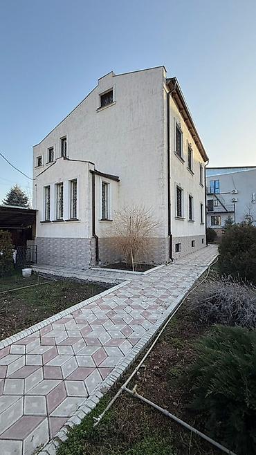 Продажа коттеджей и домов: Просторный частный дом с благоустроенным двором 🔥 СРОЧНАЯ ПРОДАЖА! — 4