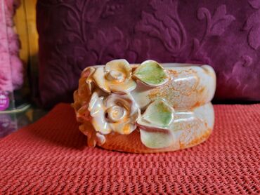 Kuhinjski setovi: Set nov rucni rad iz 80ih. pepeljara i cinija. Rucni rad. rucno — 16