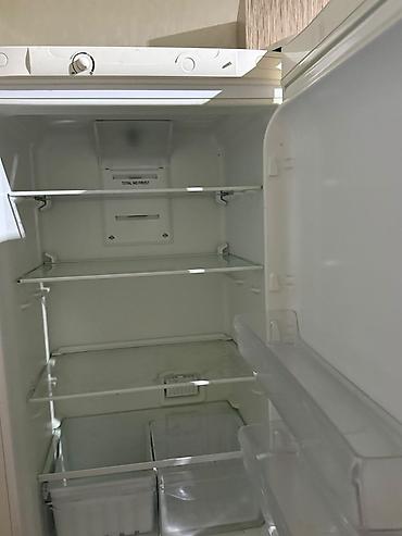balaca dondurucu: İşlənmiş 2 qapılı Indesit Soyuducu Satılır, rəng - Ağ — 7