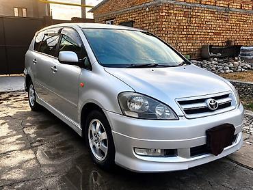 тойота isis: Toyota Ipsum: 2002 г., 2.4 л, Автомат, Газ, Минивэн — 1