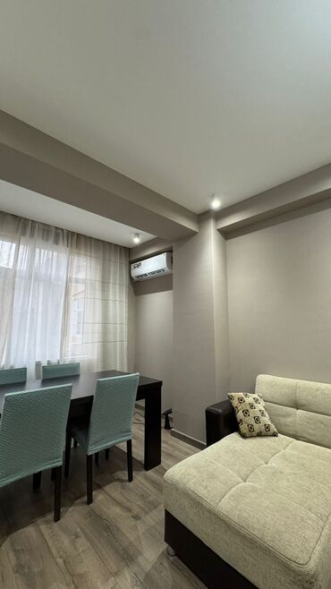 Mənzil kirayələyirəm: 2 otaqlı, 63 kv. m — 4