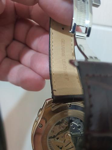 Qol saatları: "Citizen" orijinal qol saatı. 950 $ alınıb. Tam təzədir. Mexanikadır — 8
