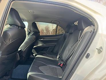 Toyota: Toyota Camry: 2021 г., 2.5 л, Автомат, Бензин, Седан — 9