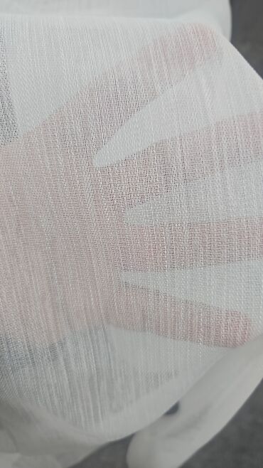 Pərdə və tüllər: Ağ, şəffaf tül pərdə, otağa zəriflik və işıq qatır. Yüngül toxuması — 2