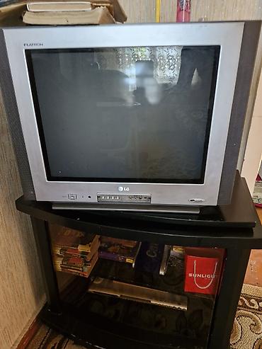 телевизор 2: Телевизоры с кинескопом (CRT) 1) Hisense, серебристый корпус - — 2