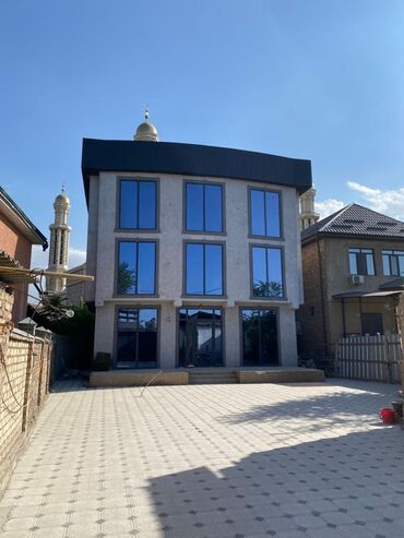 действующий бизнес продаю: Срочно продается 3 этажное Коммерческое помещение / 📍 Ул. Фрунзе —