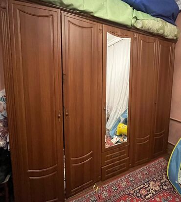 Dolablar: İşlənmiş, Düz dolab, Qarderob, paltar dolabı