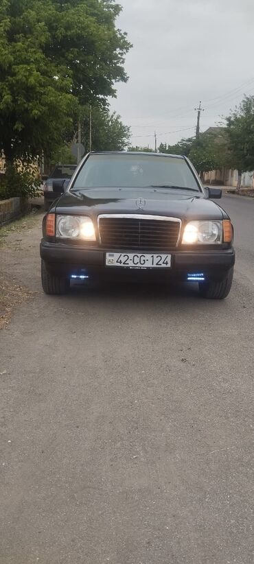 двигатель мерседес спринтер 2 2 cdi: Mercedes-Benz 220: 2.2 l | 1994 il Sedan