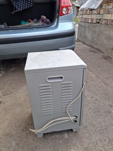 аквариумный компрессор: Чыңалуу стабилизатор, Бир фазалуу