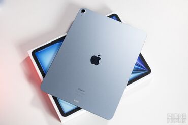 Планшеты: Планшет, Apple, память 128 ГБ, 11" - 12", Wi-Fi, Б/у, Классический