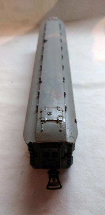 Umetnost i kolekcionarstvo: Arnold N Gauge D-vagon 18432 HO,metalni tockovi,izgreban,fale svi — 2