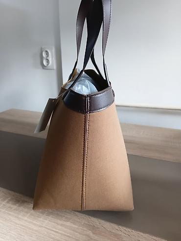 bez torbe zenske: Tote torba elegantnog, minimalističkog dizajna. - Materijali — 5