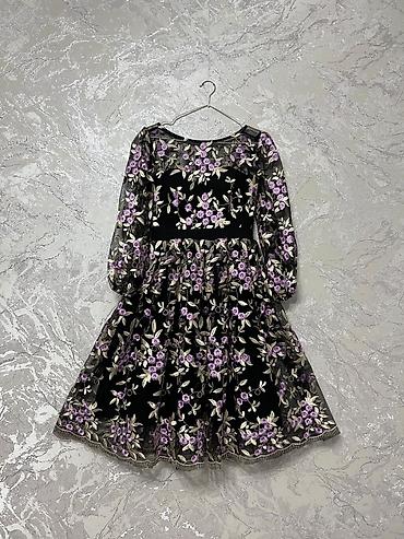 Вечернее платье, Пышное, Длинная модель, С рукавами, Корсет, S