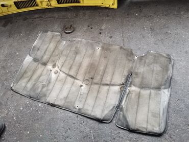 Auto delovi: Izolacija prednje haube Lada 2107 Riva. Polovno očuvano skinuto sa — 9