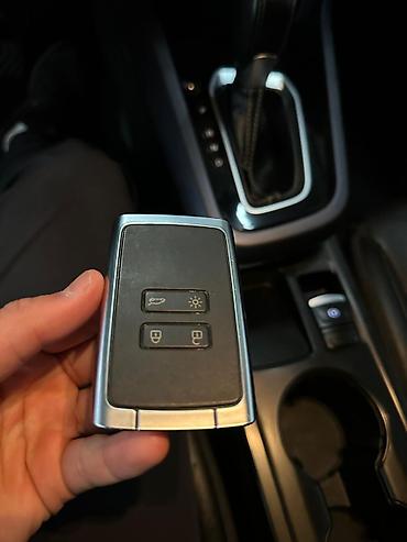 Renault: Renault : 2020 г., 1.6 л, Автомат, Бензин — 10