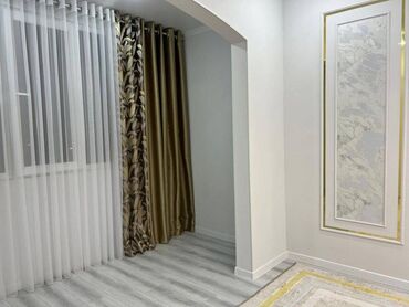 продаю дом медерова карло маркса: 3 бөлмө, 100 кв. м, 106-серия жакшыртылган, 5 кабат, Евроремонт