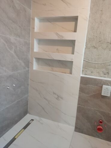 Укладка плитки: Укладка плитки в ванной | Керамическая плитка | Горизонтальная укладка 3-5 лет опыта — 7