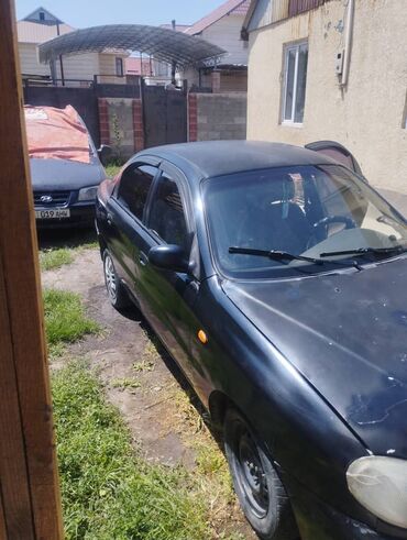 лобовое стекло на матиз: Daewoo Lanos: 2006 г., 1.6 л, Механика, Бензин