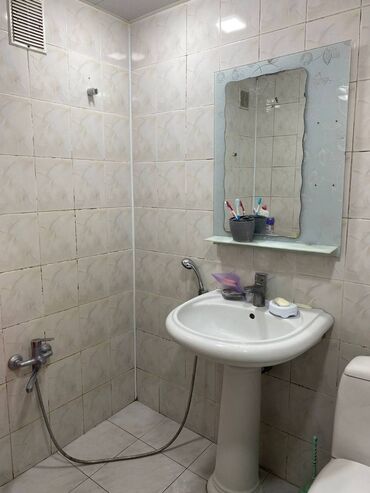 Uzunmüddətli kirayə mənzillər: Neftçilər metrosu və Xəzər universiteti yaxınlığında,Rüstəm Rüstəmov — 9