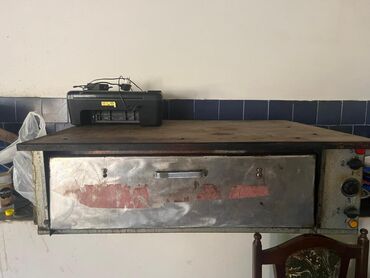 Qonaq otağı dəstləri: Pizza, Elektrik